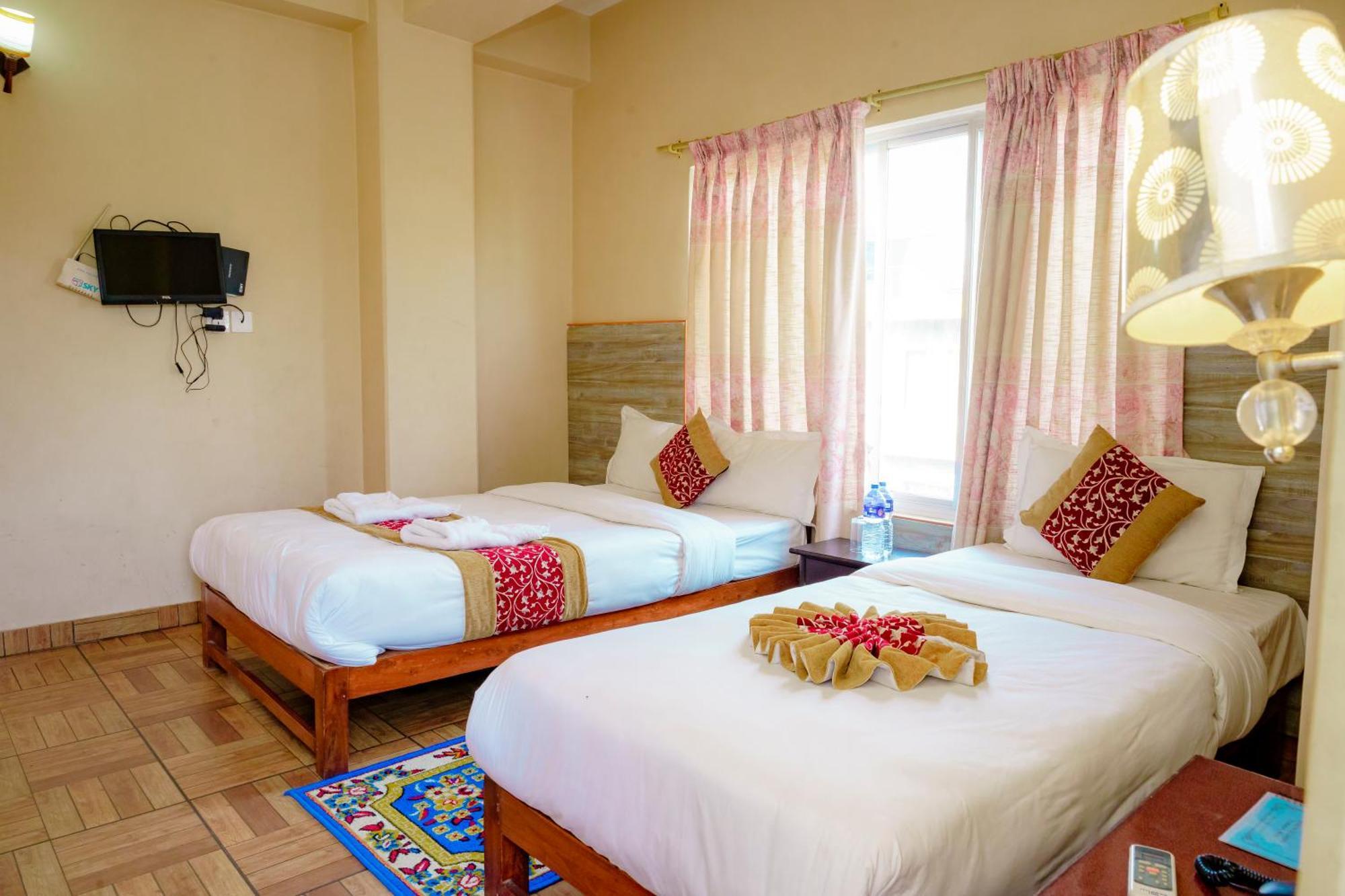 Hotel Peace Stupa Pokhara Room photo
